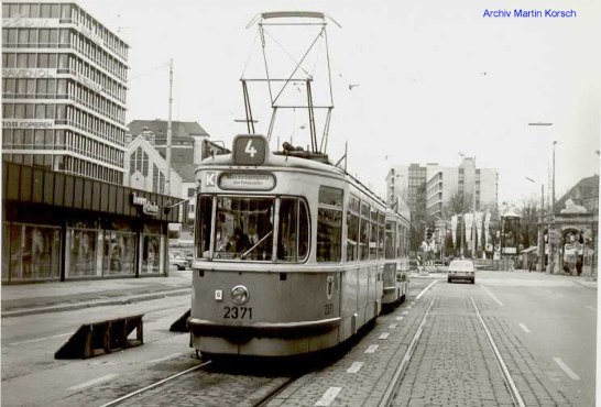 M3.64 2371 Stiglmayerplatz als Linie 4 zum Maximiliansplatz, um 1982,
(c) Foto: Archiv Martin Korsch
