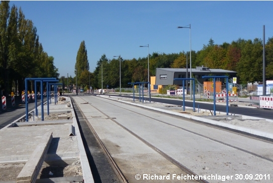 Neue Station Cosimapark: hierher fuhr bis 1980 bereits die Tram;  Richard Feichtenschlager